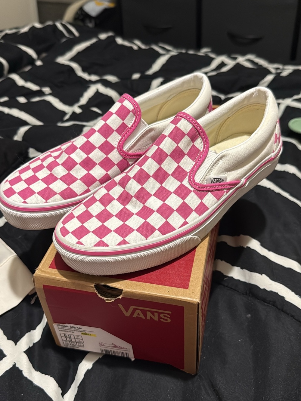 Vans womens 7.5 Slip-On Checkerboard Pink and White